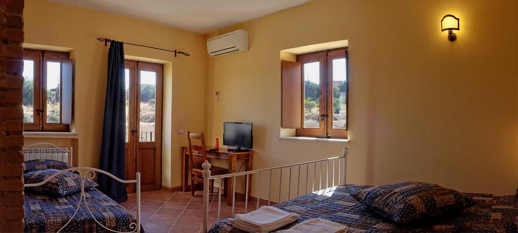 Agriturismo Passo Dei Briganti 아그리젠토 객실 사진